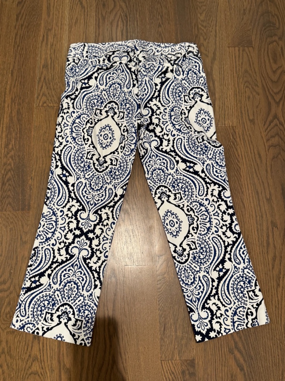J. Crew Printed Crop Pants in blue Black & White size 8 summer - Picture 3 of 8